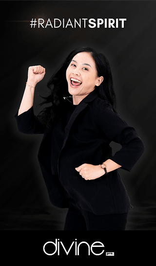 divine person Frindy Johana hover